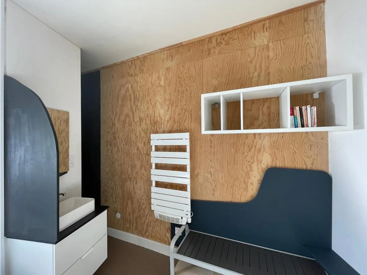 Residence St Jacques Clermont-Ferrand 0*,  France